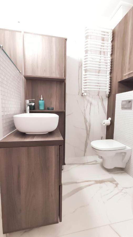 Arianska 8A By Homeprime Krakau Buitenkant foto