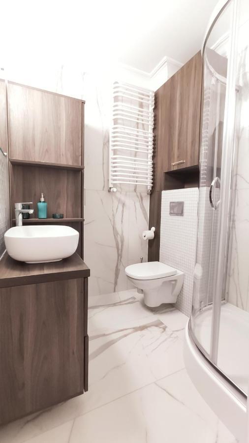 Arianska 8A By Homeprime Krakau Buitenkant foto